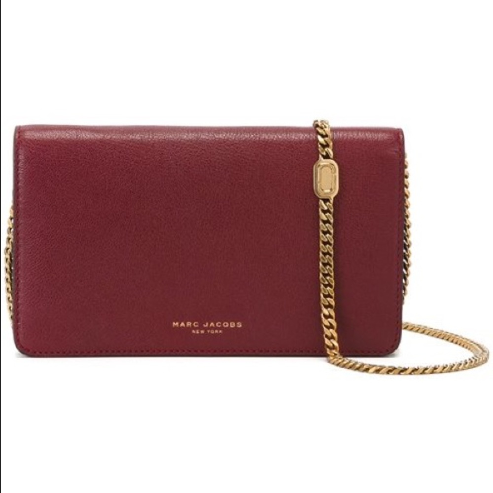 Marc Jacob wallet on chain